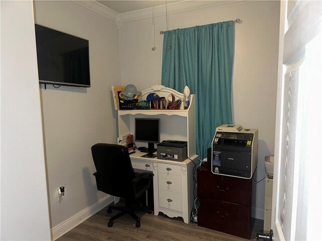 131 Belle Grove Dr, La Place, LA 70068 - office with wood finished floors and crown molding