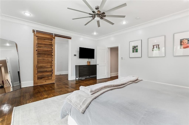 3 Fairview Ct, Metairie, LA 70005 - bedroom with a barn door, ornamental molding, wood finished floors, baseboards, and recessed lighting