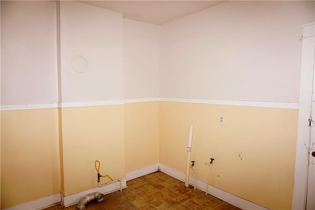 382426 Royal St, New Orleans, LA 70117 - laundry area featuring tile patterned floors