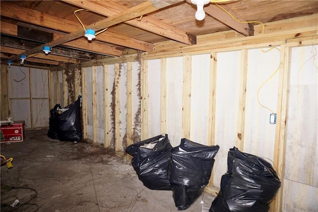 382426 Royal St, New Orleans, LA 70117 - view of storage