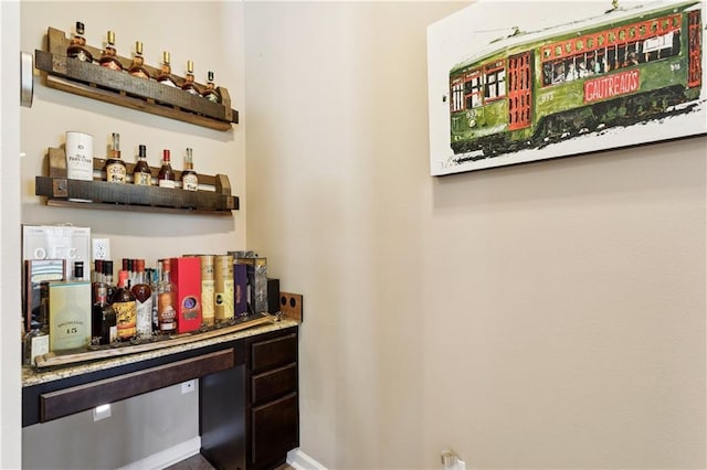 724 Fairfield Loop, Slidell, LA 70458 - view of indoor dry bar