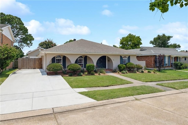 15 Forstall Ave, Kenner, LA 70065 - single story home featuring driveway and a porch