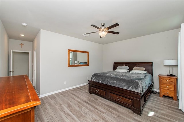 40262 Sedgwick Ln, Ponchatoula, LA 70454 - bedroom featuring light wood-style floors and ceiling fan