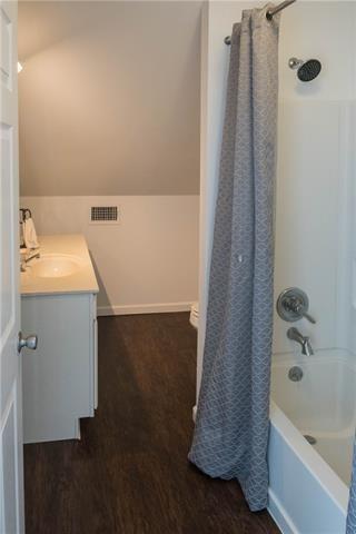 28209 Honey Beagle Ln, Ponchatoula, LA 70454 - full bathroom featuring vanity and shower / tub combo