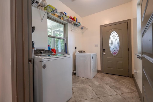 136 Oak Leaf Dr, Slidell, LA 70461 - washroom with independent washer and dryer