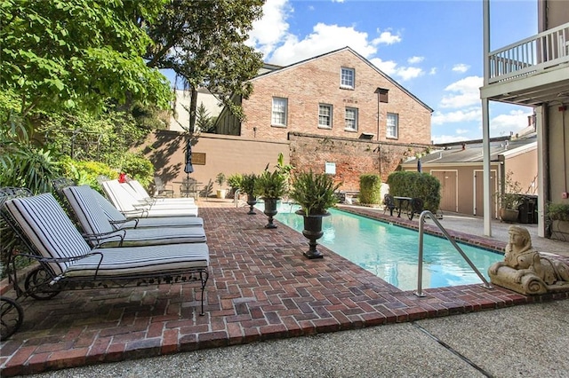 1020 Esplanade Ave Unit 204, New Orleans, LA 70116 - swimming pool with a patio