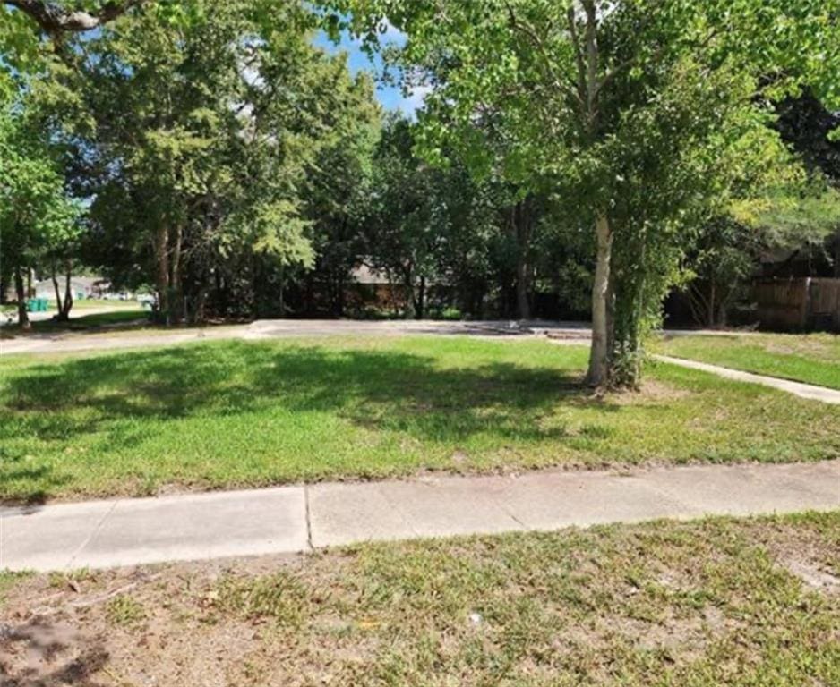 206 Woodcrest Dr, Slidell, LA 70458