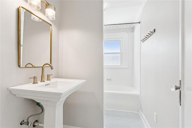 725 N Turnbull Dr, Metairie, LA 70001 - full bath with baseboards and a sink