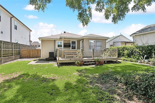 725 N Turnbull Dr, Metairie, LA 70001 - back of house featuring a deck