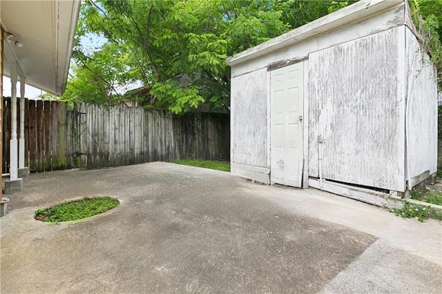 3717 S Johnson St, New Orleans, LA 70125 - view of patio