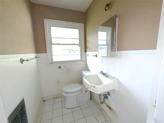 131 Celia Dr, Luling, LA 70070 - half bath featuring tile patterned flooring and wainscoting