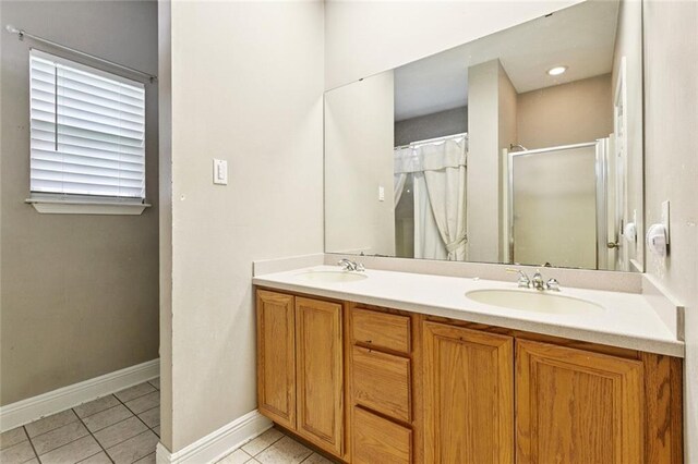140 E Lakeview Dr, La Place, LA 70068 - unfurnished bedroom featuring dark wood finished floors, ceiling fan, and freestanding refrigerator