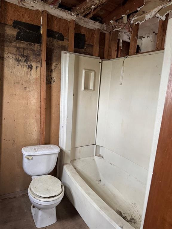 2861 Ridgeway Blvd, New Orleans, LA 70129 - bathroom with toilet and bathtub / shower combination