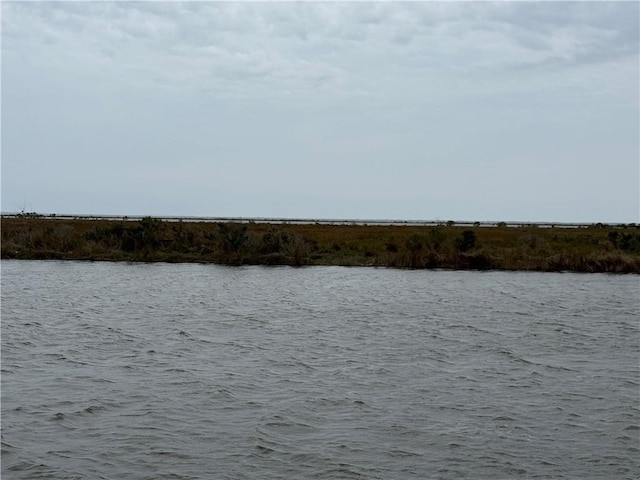 2861 Ridgeway Blvd, New Orleans, LA 70129 - water view