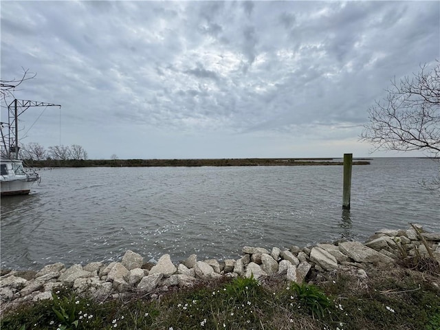 2861 Ridgeway Blvd, New Orleans, LA 70129 - water view