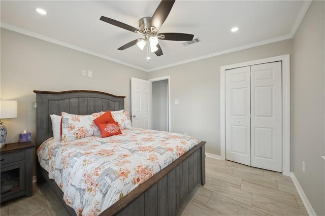 133 Creagan Ave, Gretna, LA 70053 - bedroom with baseboards, crown molding, a closet, recessed lighting, and ceiling fan
