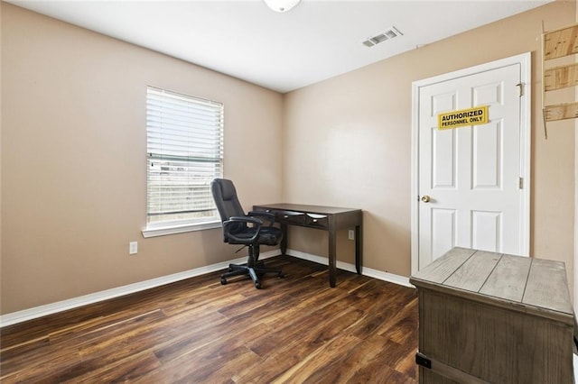 1925 Casa Calvo St, New Orleans, LA 70114 - office space with dark wood finished floors and baseboards
