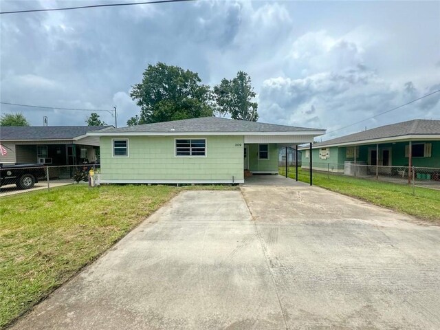 209 Azalea St, Thibodaux, LA 70301 - photo 1