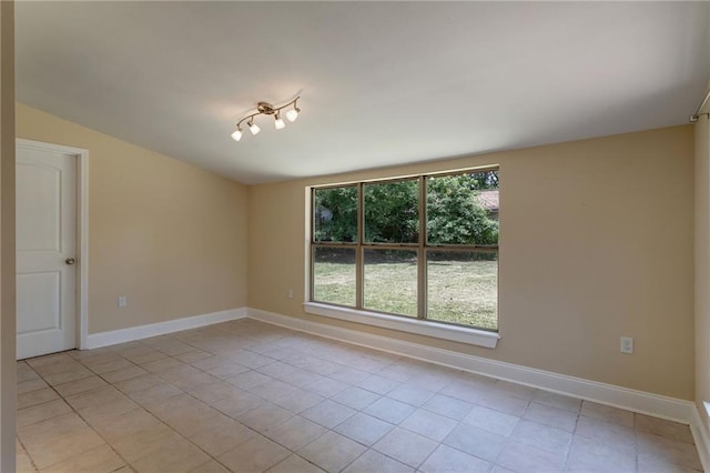 472 Cumberland Dr, Slidell, LA 70458 - unfurnished room featuring light tile patterned floors and baseboards
