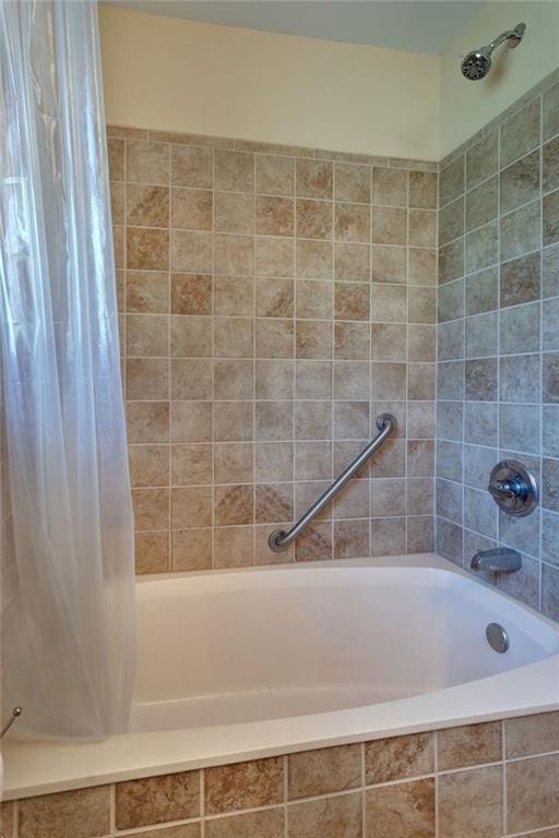 472 Cumberland Dr, Slidell, LA 70458 - bathroom with tiled shower / bath