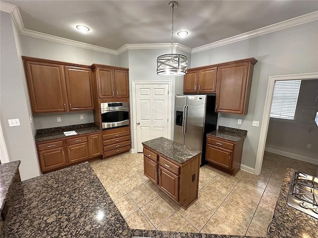 667 Highlands Dr, Slidell, LA 70458 - kitchen with stainless steel appliances, a chandelier, crown molding, pendant lighting, and a center island