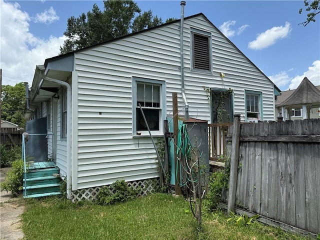 33739 Highway Dr, Jefferson, LA 70121 - view of rear view of property