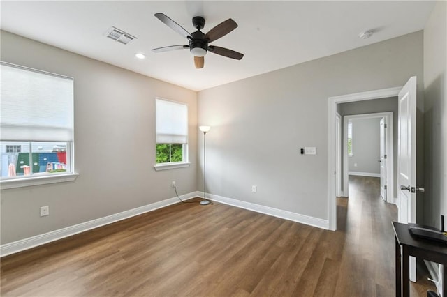 3225 Milan St, New Orleans, LA 70125 - empty room with ceiling fan, wood finished floors, baseboards, a smoke detector, and recessed lighting