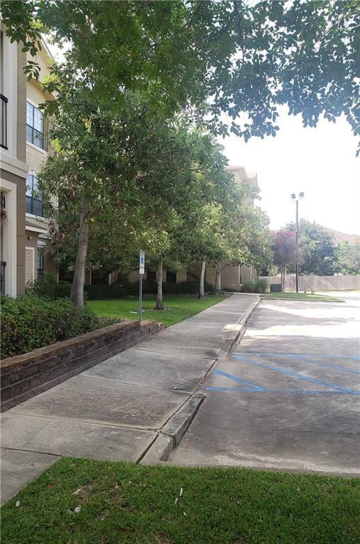 6765 Corporate Blvd Unit 11102, Baton Rouge, LA 70809 - view of road featuring sidewalks