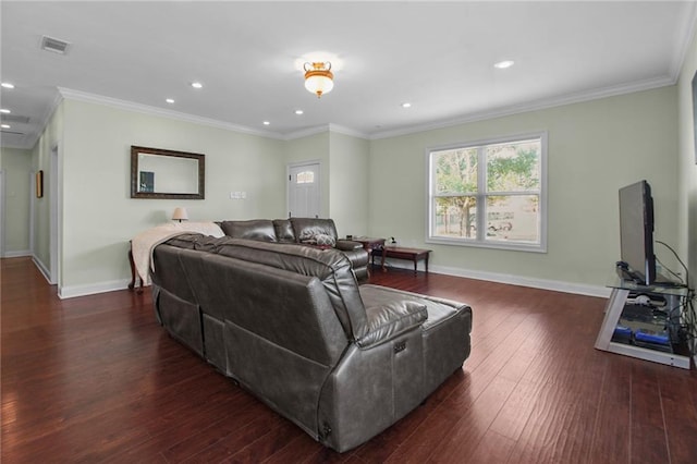 2634 Privateer Blvd, Barataria, LA 70036 - living room featuring recessed lighting, wood finished floors, and ornamental molding