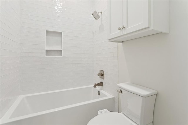 516 N Corniche Du Lac, Covington, LA 70433 - full bath featuring toilet and shower / bathtub combination