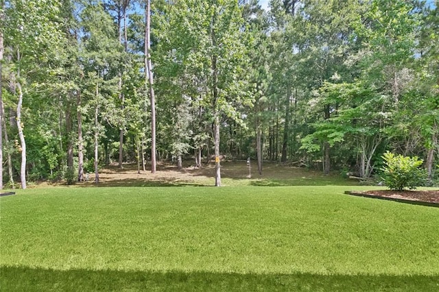516 N Corniche Du Lac, Covington, LA 70433 - view of grassy yard