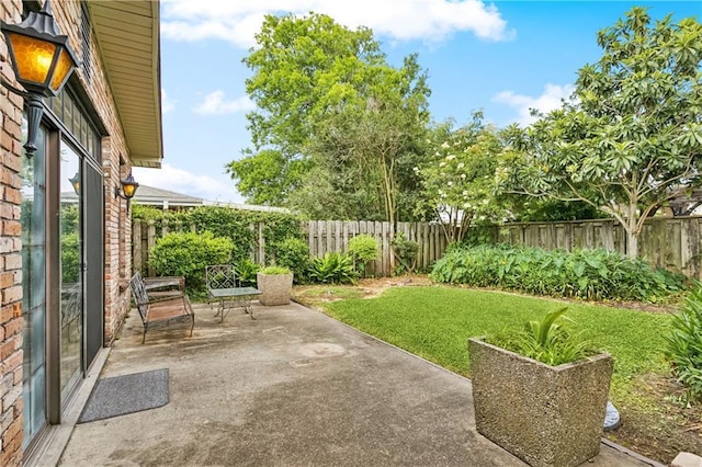 4909 Sunny Pl, Metairie, LA 70006 - view of patio