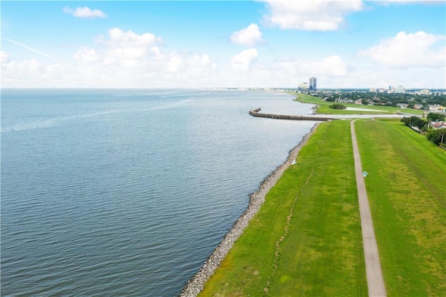 4909 Sunny Pl, Metairie, LA 70006 - aerial view of a large body of water