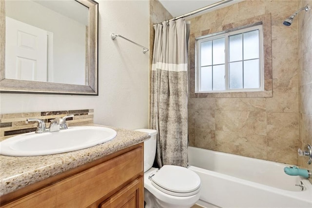 2716 Volpe Dr, Chalmette, LA 70043 - bathroom with vanity, shower / bathtub combination with curtain, and toilet