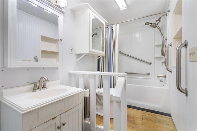 3410 Plymouth Pl, New Orleans, LA 70131 - full bathroom featuring shower / bath combo, toilet, vanity, and wood finished floors
