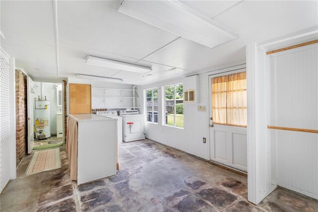 3410 Plymouth Pl, New Orleans, LA 70131 - laundry area with gas water heater and independent washer and dryer