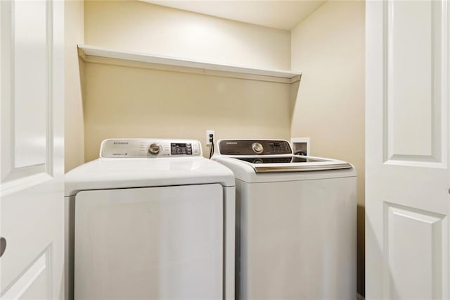 70292 I St, Covington, LA 70435 - washroom featuring washing machine and dryer