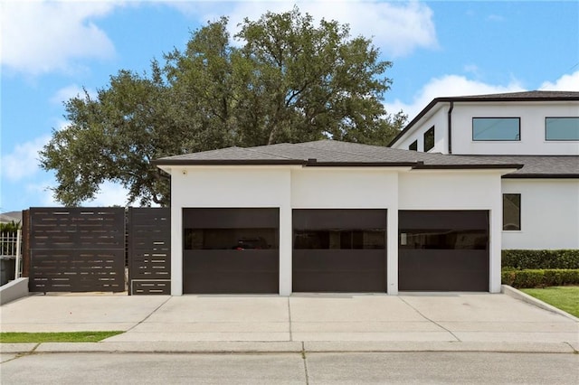 1900 Giuffrias Ave, Metairie, LA 70001 - garage with concrete driveway