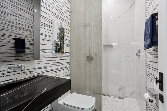 1900 Giuffrias Ave, Metairie, LA 70001 - bathroom with toilet, a tile shower, and vanity