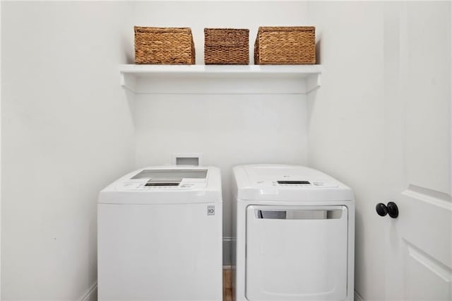 1215 Saint Andrew St, New Orleans, LA 70130 - washroom with washing machine and clothes dryer