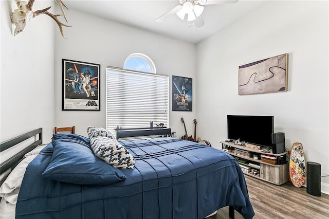 1115 Primrose Dr, Boutte, LA 70039 - bedroom with wood finished floors and a ceiling fan