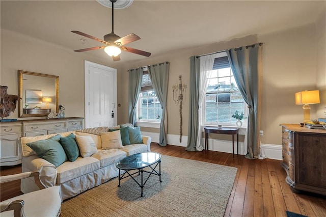 515 Saint Louis St Unit 6, New Orleans, LA 70130 - living area featuring a ceiling fan and hardwood / wood-style floors