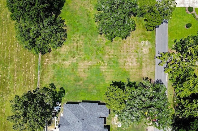 118 Colonial Club Dr, Harahan, LA 70123