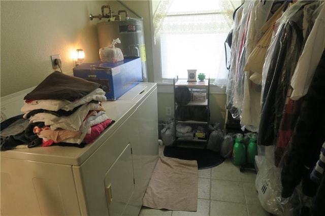 221513 James St, Jefferson, LA 70121 - laundry room with washer and dryer and a textured wall