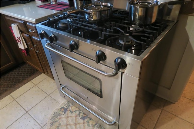 221513 James St, Jefferson, LA 70121 - kitchen view of stainless steel gas range oven