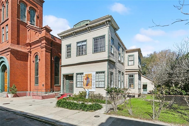 3053 Dauphine St, New Orleans, LA 70117 - photo 5