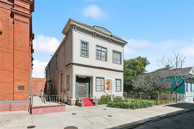 3053 Dauphine St, New Orleans, LA 70117 - photo 6