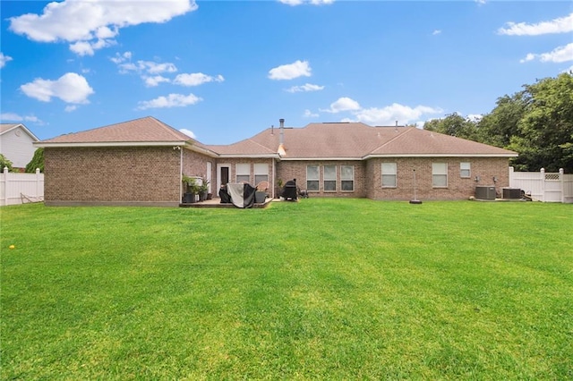 135 Maud Olive Dr, Belle Chasse, LA 70037 - back of property featuring brick siding