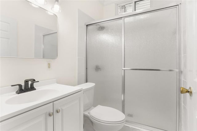 2718 Palmyra St, New Orleans, LA 70119 - full bath with toilet, vanity, and a shower stall