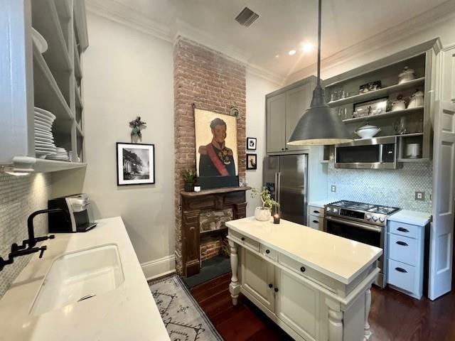 1209 Bourbon St, New Orleans, LA 70116 - photo 10